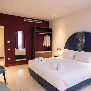 ca-fortuny.hotelslidodijesolo.com/