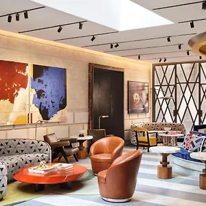 5* Hotel W