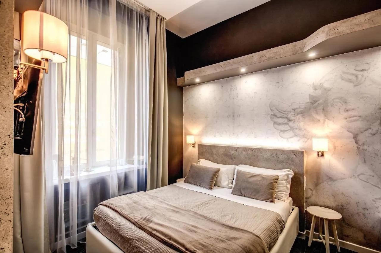Four Rivers Suites Rom 2*,