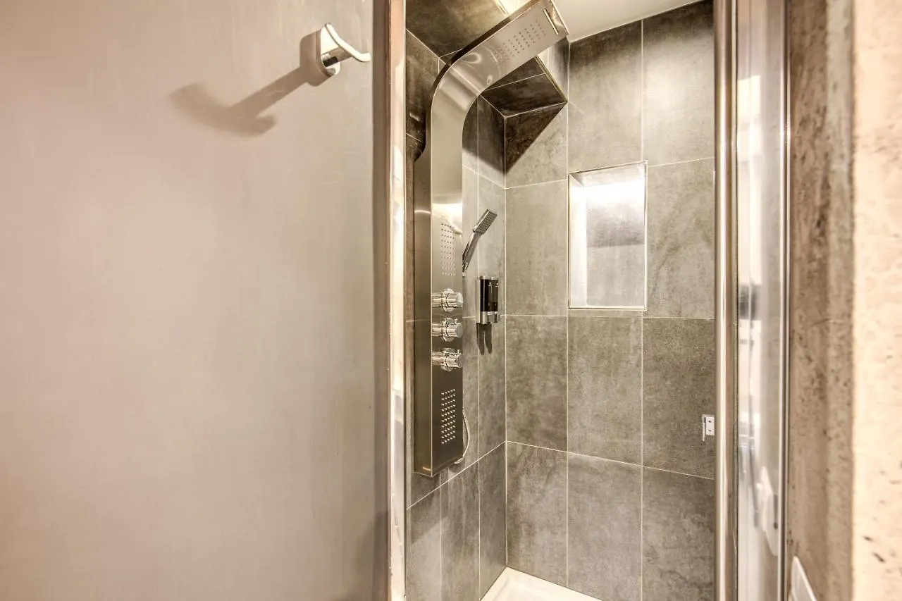 Four Rivers Suites Rom 2*,  Italien