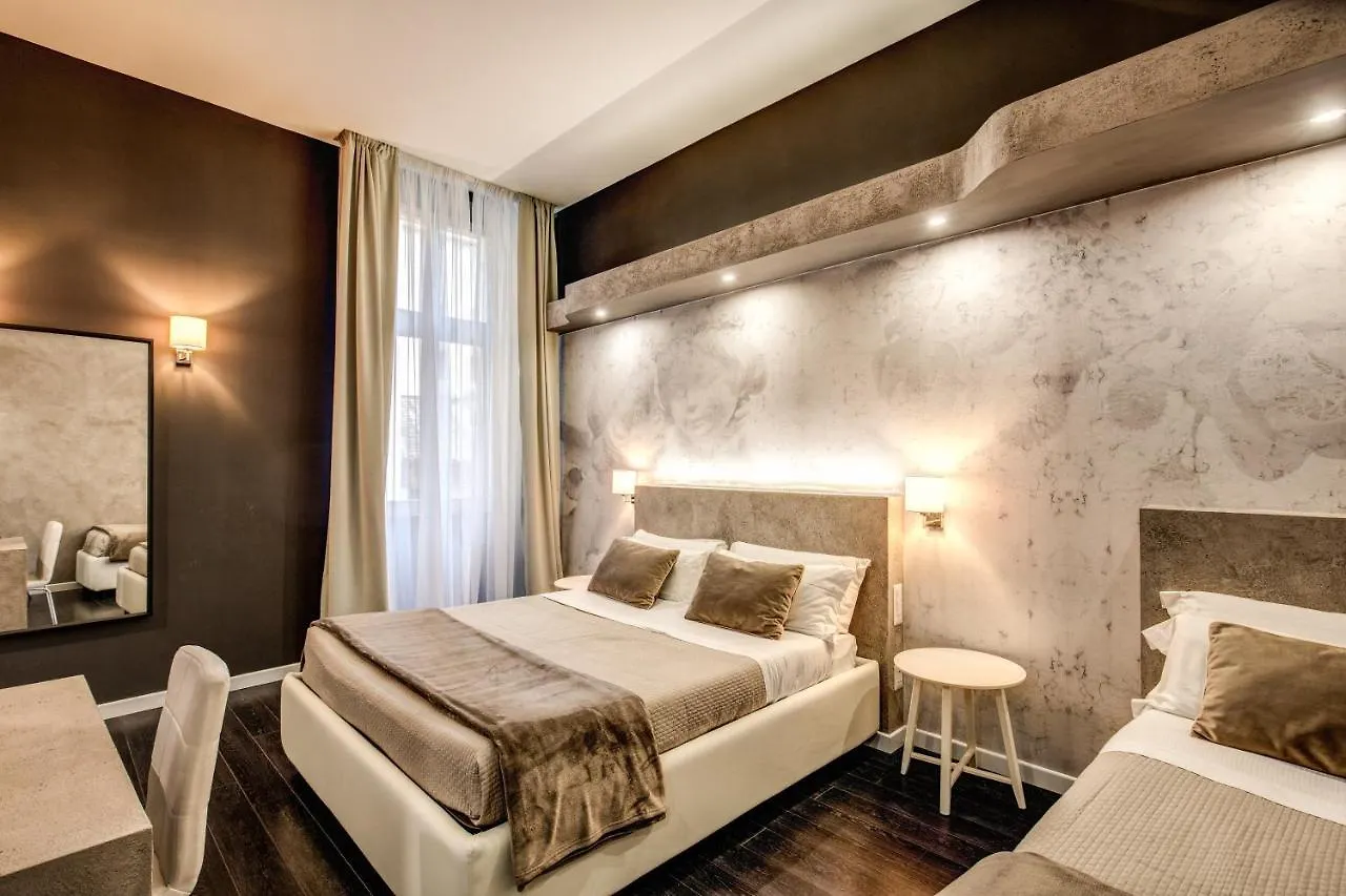 Four Rivers Suites Rom