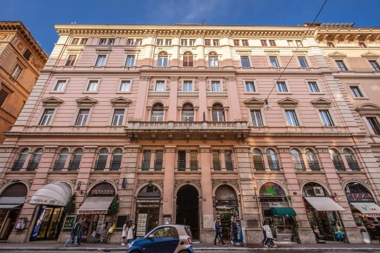 Four Rivers Suites Rom 2*,  Italien